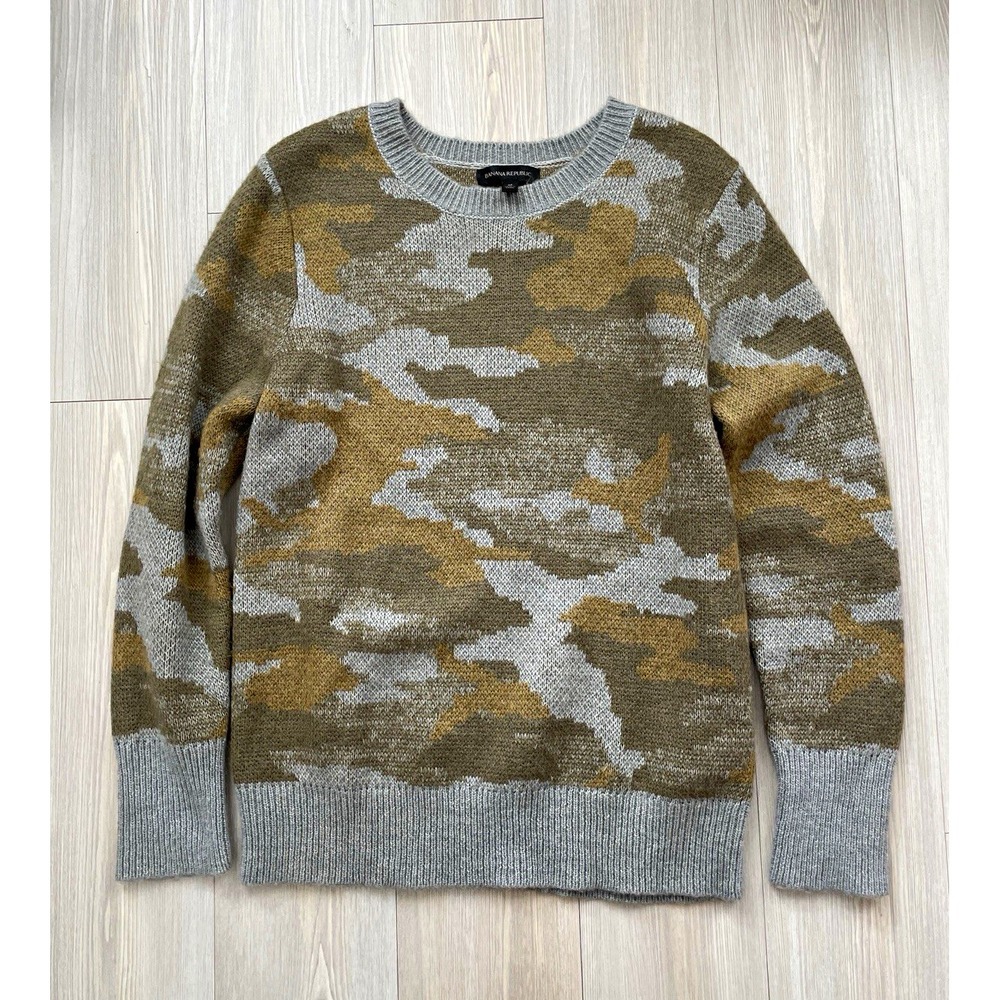Banana Republic Women's Green Camo Knit Crewneck Pullover Sweater Sz M Mohair